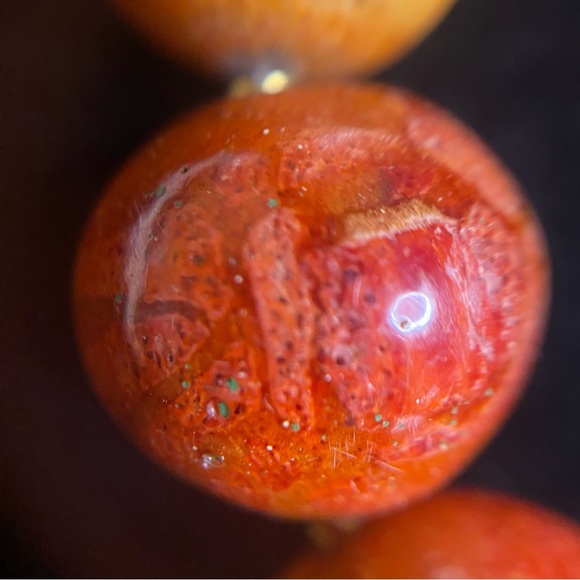 Apple Coral Graduated Necklace Vintage-Rare - Picture 7 of 9